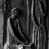 Pannello  - Pannello decorativo modellato ad altorilievo con scena di vita domestica. Scuola di D. Simeone.Scarica il file